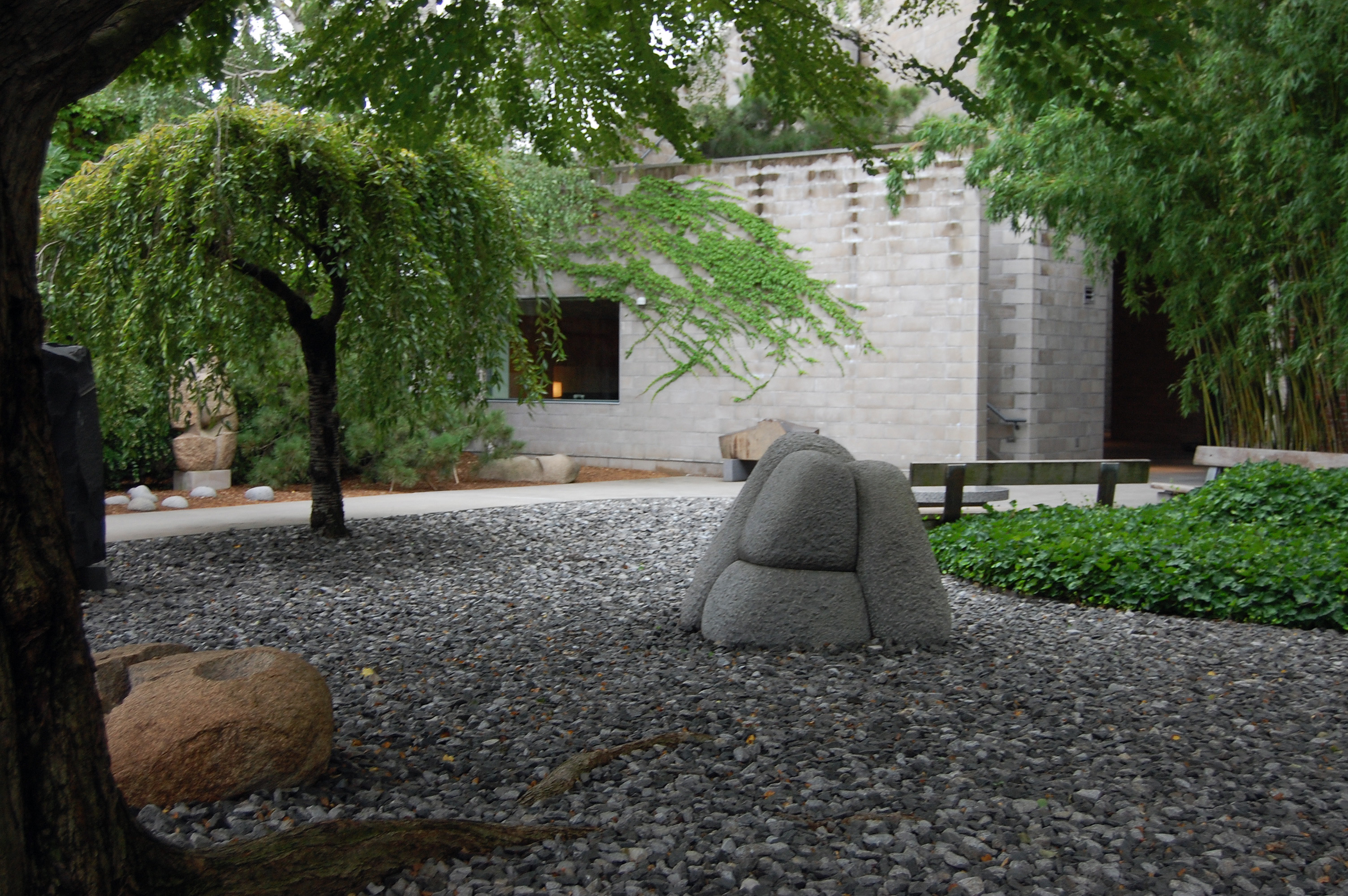 The-Isamu-Noguchi-Garden-Museum